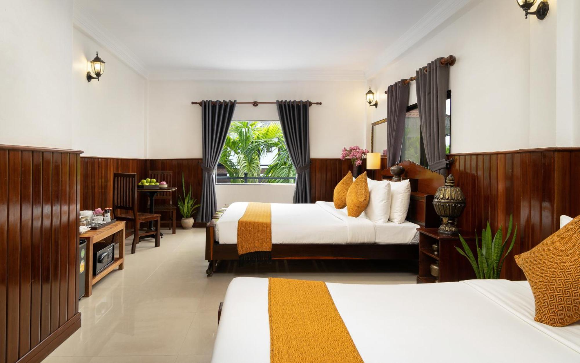 The Urban Hotel Sziemreap Kültér fotó