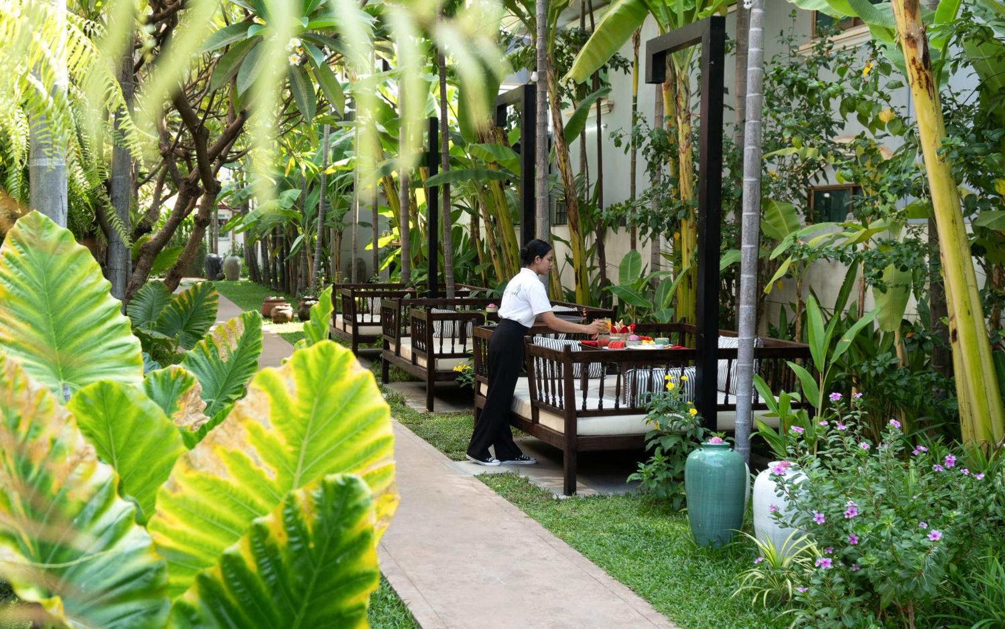 The Urban Hotel Sziemreap Kültér fotó